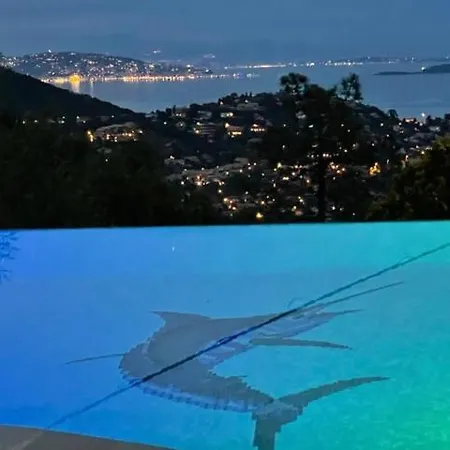 4 Bed 4 Bath Villa W Sea Views & Infinity Pool וילה